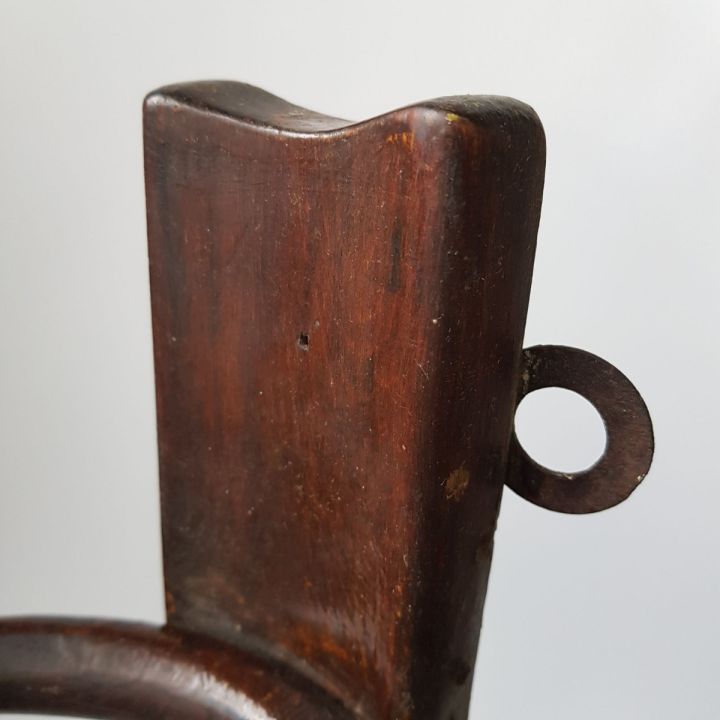 Perchero sales thonet historia